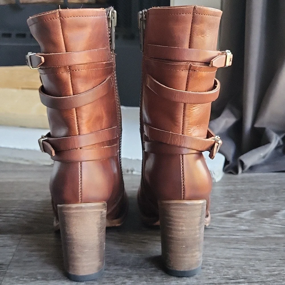 NEW Freebird Baker Cognac Boots NIB size 9 - Picture 8 of 14